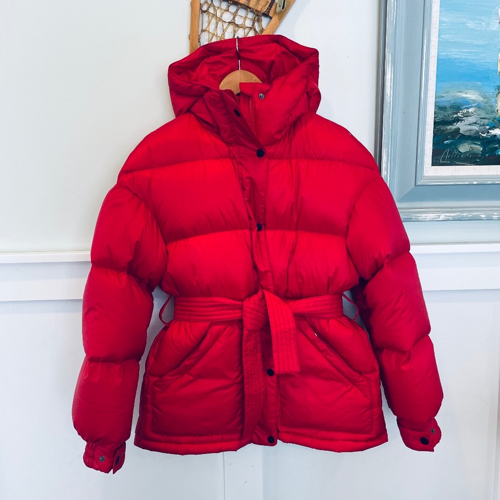 Perfect Moment red puffer